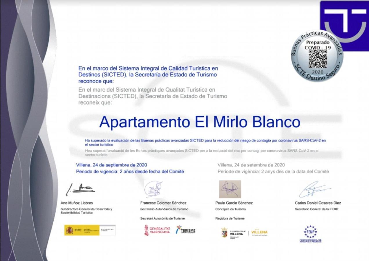 Apartamento El Mirlo Blanco Villena Luaran gambar